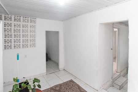 Casa à venda com 300m², 2 quartos e 2 vagasEscritório