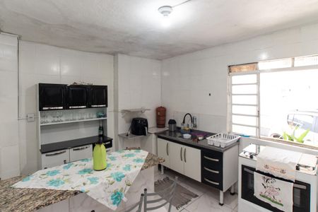 Casa à venda com 300m², 2 quartos e 2 vagasCozinha