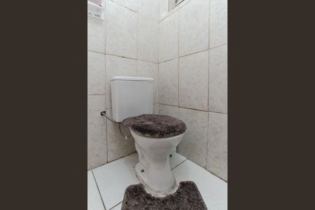 Casa à venda com 300m², 2 quartos e 2 vagasBanheiro 2