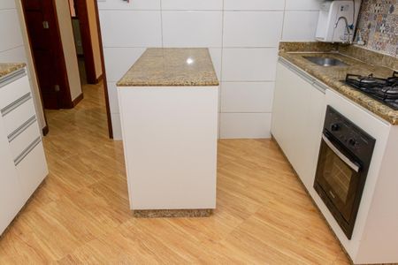 Casa para alugar com 120m², 5 quartos e sem vagaCozinha