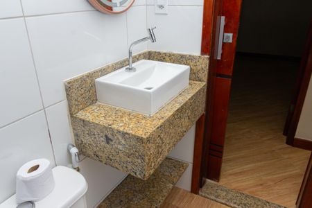 Casa para alugar com 120m², 5 quartos e sem vagaBanheiro 1