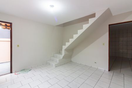 Sala de casa para alugar com 2 quartos, 80m² em Pestana, Osasco