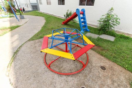 Apartamento para alugar com 39m², 2 quartos e 1 vaga Apartamento para alugar com 39m², 2 quartos e 1 vagaPlayground