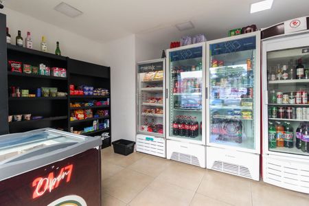 Apartamento para alugar com 39m², 2 quartos e 1 vaga Apartamento para alugar com 39m², 2 quartos e 1 vagaMercadinho