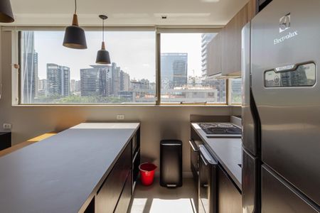 Studio para alugar com 37m², 1 quarto e 1 vaga Studio para alugar com 37m², 1 quarto e 1 vagaStudio