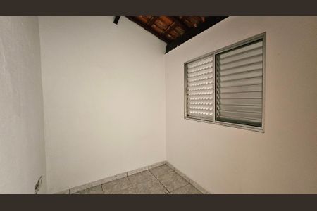 Casa à venda com 160m², 2 quartos e 4 vagasEdícula