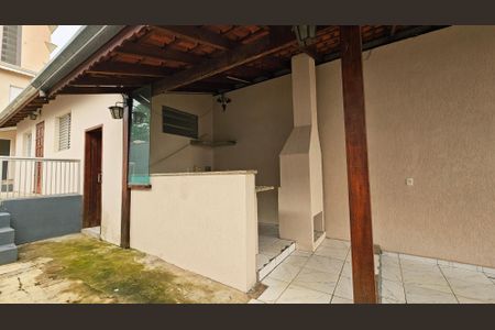 Casa à venda com 160m², 2 quartos e 4 vagasQuintal