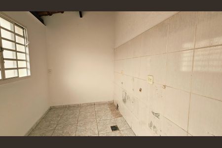 Casa à venda com 160m², 2 quartos e 4 vagasEdícula