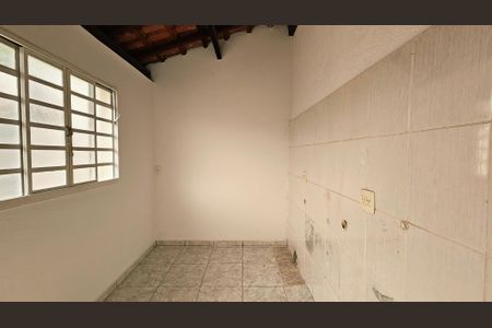 Casa à venda com 160m², 2 quartos e 4 vagasEdícula