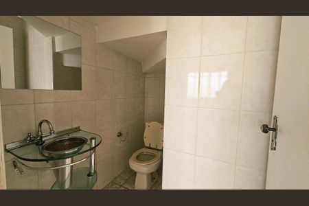 Casa à venda com 160m², 2 quartos e 4 vagasLavabo