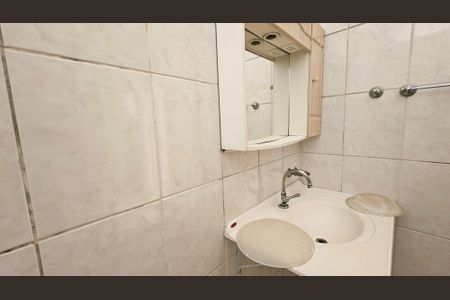 Casa à venda com 160m², 2 quartos e 4 vagasBanheiro