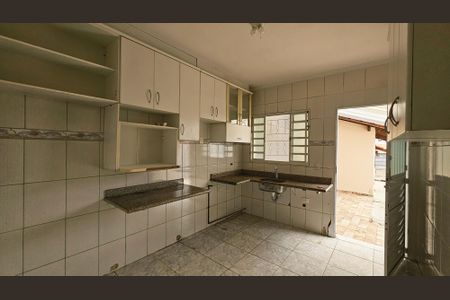 Casa à venda com 160m², 2 quartos e 4 vagasCozinha