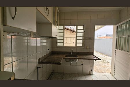 Casa à venda com 160m², 2 quartos e 4 vagasCozinha