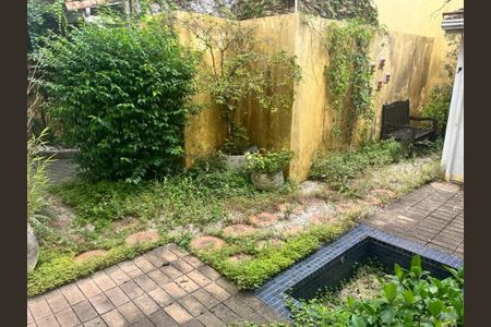 Casa para alugar com 4 quartos, 400m² em Jardim Paulistano, São Paulo