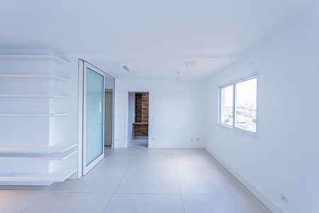 Apartamento à venda com 131m², 2 quartos e 4 vagasSala