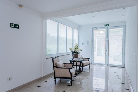 Apartamento à venda com 131m², 2 quartos e 4 vagasHall de entrada