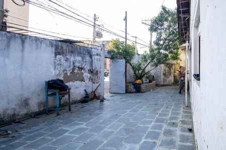 Casa para alugar com 300m², 2 quartos e 2 vagasÁrea externa