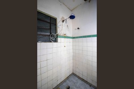 Casa para alugar com 300m², 2 quartos e 2 vagasBanheiro