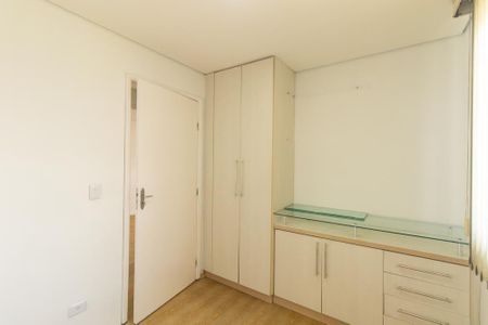 Quarto 1 de apartamento para alugar com 3 quartos, 70m² em Hauer, Curitiba