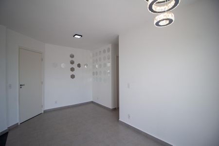 Sala  de apartamento para alugar com 2 quartos, 42m² em Jardim Ibiti do Paco, Sorocaba