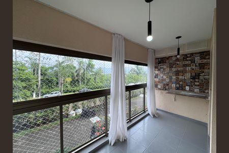 Apartamento para alugar com 85m², 3 quartos e 1 vagaVaranda