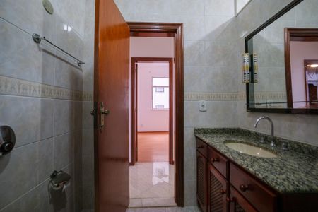 Apartamento à venda com 91m², 3 quartos e 1 vaga Apartamento à venda com 91m², 3 quartos e 1 vagaBanheiro