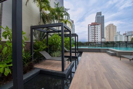 Apartamento para alugar com 42m², 1 quarto e 1 vaga Apartamento para alugar com 42m², 1 quarto e 1 vagaÁrea Comum - Piscina