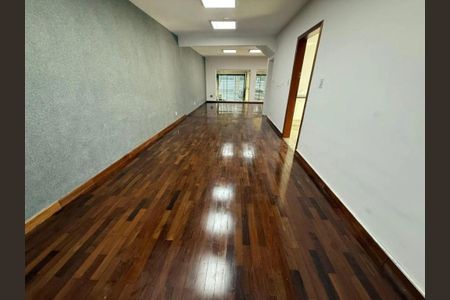 Casa para alugar com 350m², 2 quartos e 4 vagas
