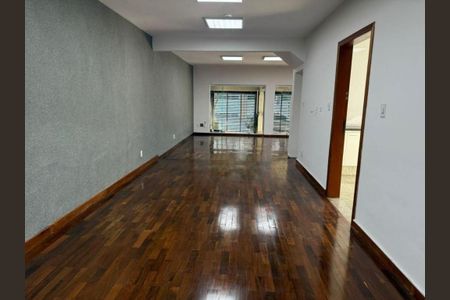 Casa para alugar com 2 quartos, 350m² em Jardim Textil, São Paulo