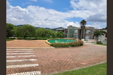 Casa de condomínio à venda com 640m², 5 quartos e 5 vagasEntrada