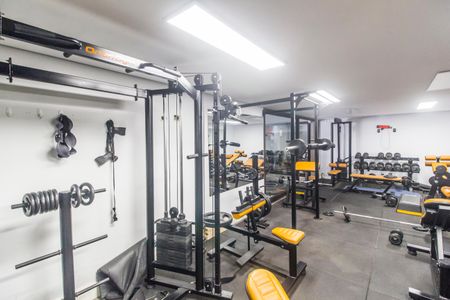 Casa de condomínio à venda com 640m², 5 quartos e 5 vagas Casa de condomínio à venda com 640m², 5 quartos e 5 vagasAcademia