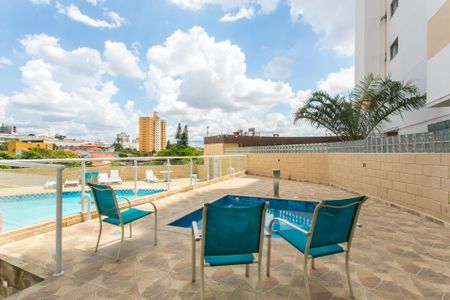 Apartamento à venda com 36m², 1 quarto e 1 vaga Apartamento à venda com 36m², 1 quarto e 1 vagaÁrea comum - Piscina