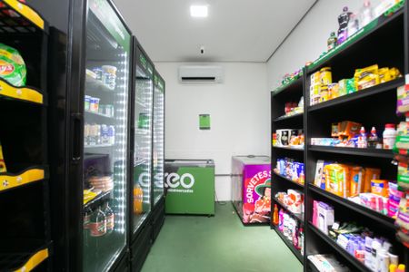 Apartamento à venda com 36m², 1 quarto e 1 vaga Apartamento à venda com 36m², 1 quarto e 1 vagaÁrea comum - Mercadinho