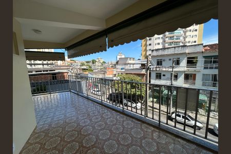 Apartamento para alugar com 113m², 2 quartos e 1 vagaVaranda
