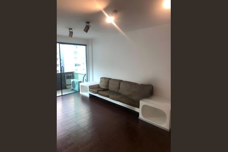 Kitnet/Studio para alugar com 3 quartos, 169m² em Santa Cecilia, São Paulo