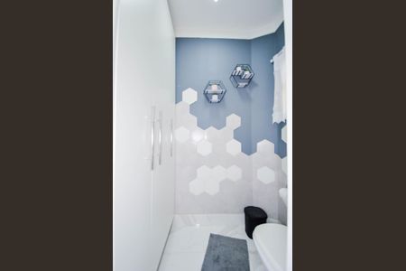 Apartamento à venda com 100m², 3 quartos e 1 vaga Apartamento à venda com 100m², 3 quartos e 1 vagaBanheiro de serviço