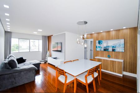 Sala de apartamento à venda com 3 quartos, 100m² em Vila Adelaide Perella, Guarulhos