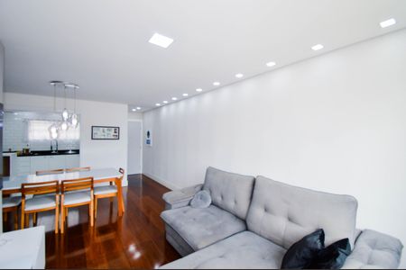 Sala de apartamento à venda com 3 quartos, 100m² em Vila Adelaide Perella, Guarulhos
