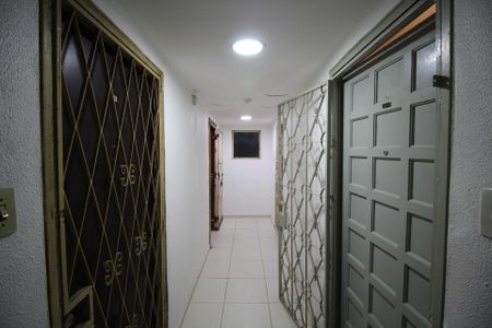 Apartamento para alugar com 62m², 2 quartos e sem vagaCorredor