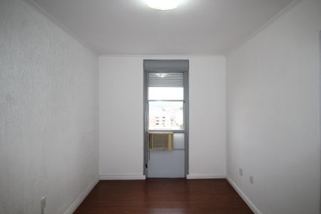 Sala de apartamento para alugar com 2 quartos, 62m² em Humaitá, Porto Alegre
