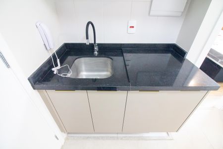 Studio para alugar com 27m², 1 quarto e sem vaga Studio para alugar com 27m², 1 quarto e sem vagaÁrea de Serviço