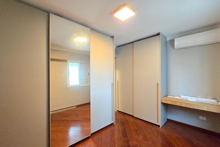 Apartamento à venda com 55m², 1 quarto e 1 vagaQuarto 