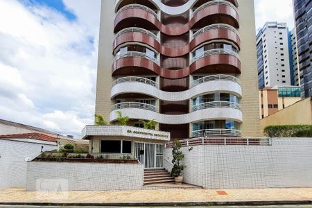 Apartamento à venda com 55m², 1 quarto e 1 vagaFachada
