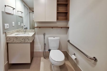 Studio para alugar com 30m², 1 quarto e sem vaga Studio para alugar com 30m², 1 quarto e sem vagaBanheiro