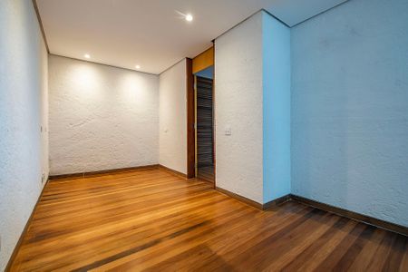 Sala 2 de casa para alugar com 4 quartos, 400m² em Jardim Paulista, São Paulo