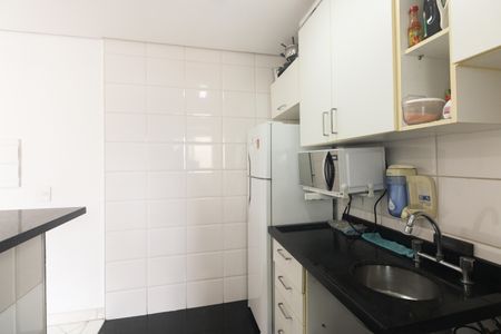 Apartamento para alugar com 70m², 2 quartos e 2 vagas Apartamento para alugar com 70m², 2 quartos e 2 vagasCozinha