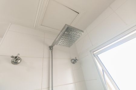 Apartamento para alugar com 70m², 2 quartos e 2 vagas Apartamento para alugar com 70m², 2 quartos e 2 vagasBanheiro