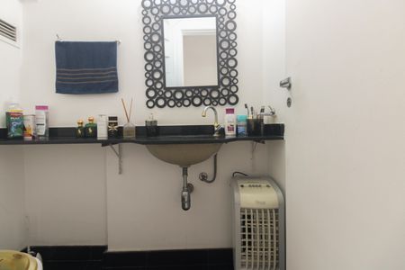 Apartamento para alugar com 70m², 2 quartos e 2 vagas Apartamento para alugar com 70m², 2 quartos e 2 vagasLavabo