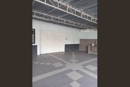 Casa para alugar com 2690m², 3 quartos e 1 vaga