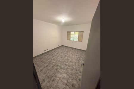 Casa para alugar com 2690m², 3 quartos e 1 vaga